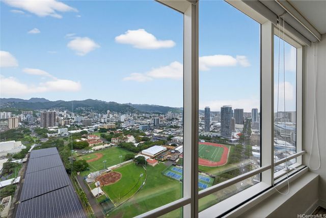 1009 kapiolani Boulevard 4211, Honolulu, HI 96814