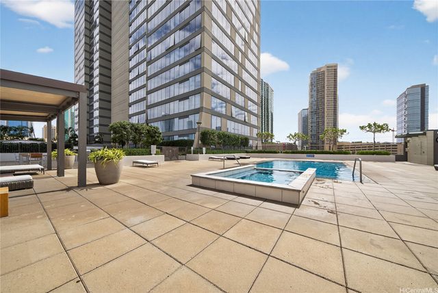 1009 kapiolani Boulevard 4211, Honolulu, HI 96814