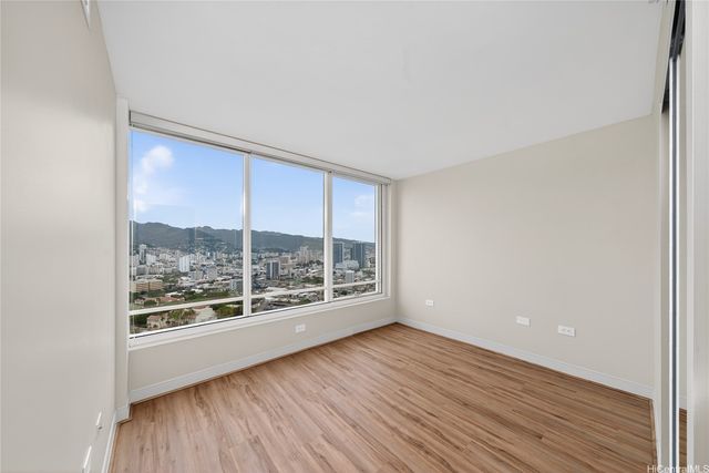 1009 kapiolani Boulevard 4211, Honolulu, HI 96814