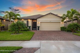 2013 Farmhouse Road SE, Palm Bay, FL 32909