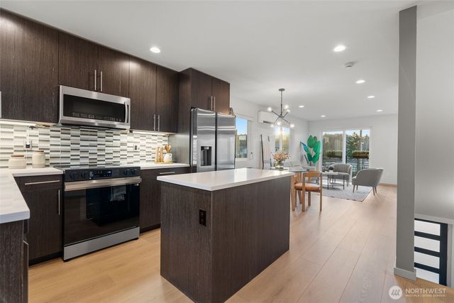 4714 Delridge Way SW, Seattle, WA 98106