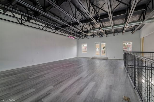 5651 Deer Creek Falls Court, Las Vegas, NV 89118