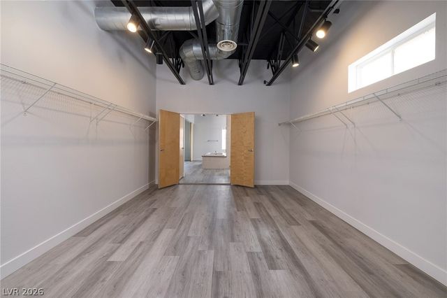 5651 Deer Creek Falls Court, Las Vegas, NV 89118
