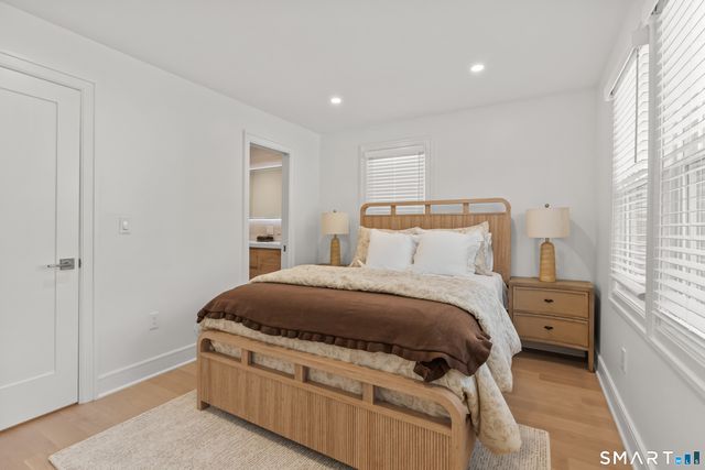 8 Farley Street B, Greenwich, CT 06830