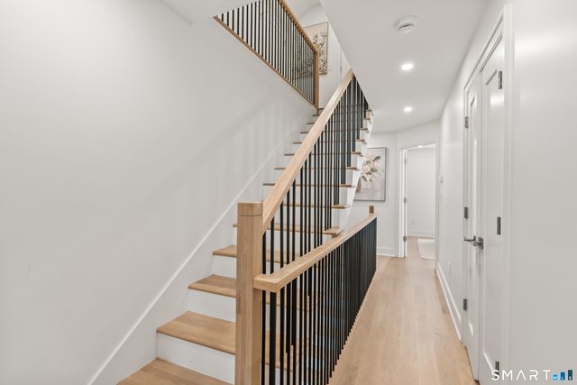 8 Farley Street B, Greenwich, CT 06830