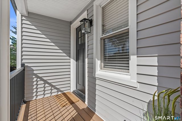 8 Farley Street B, Greenwich, CT 06830