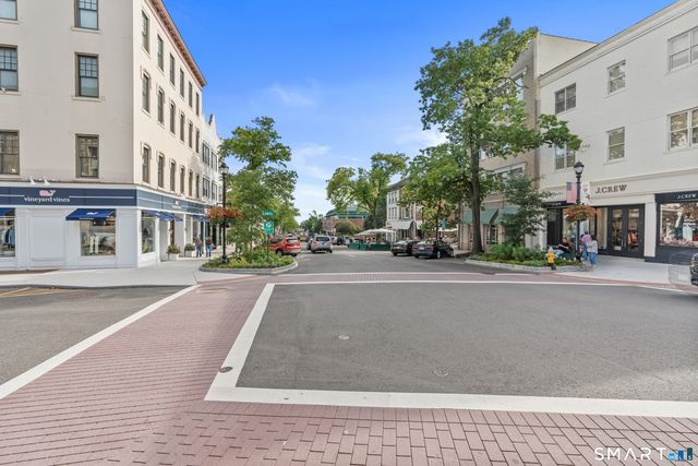 8 Farley Street B, Greenwich, CT 06830