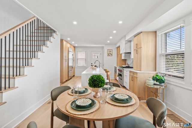 8 Farley Street B, Greenwich, CT 06830