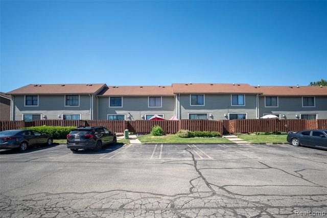20937 Sherman Avenue, Southfield, MI 48033
