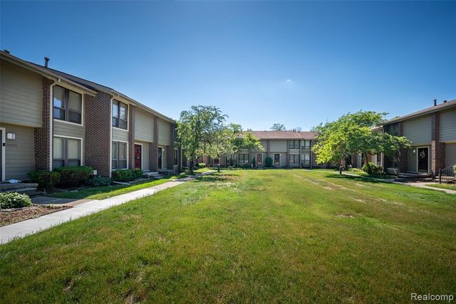 20937 Sherman Avenue, Southfield, MI 48033