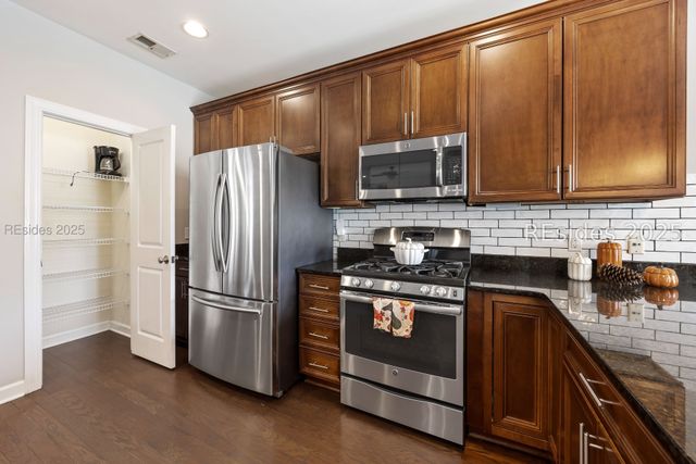 237 Grand Ct S, Bluffton, SC 29910