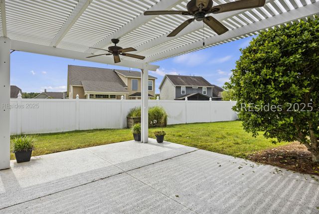 237 Grand Ct S, Bluffton, SC 29910