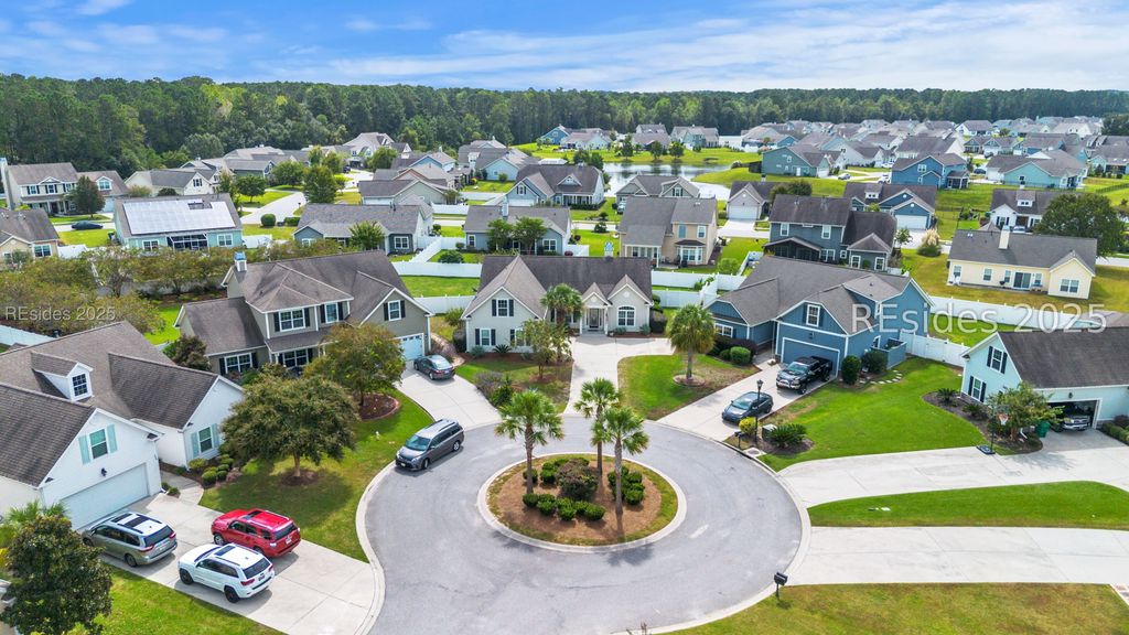 237 Grand Ct S, Bluffton, SC 29910