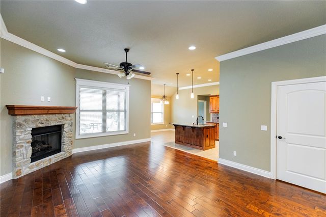 8141 Buona Sera Street, Springdale, AR 72762
