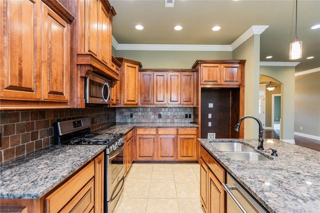 8141 Buona Sera Street, Springdale, AR 72762