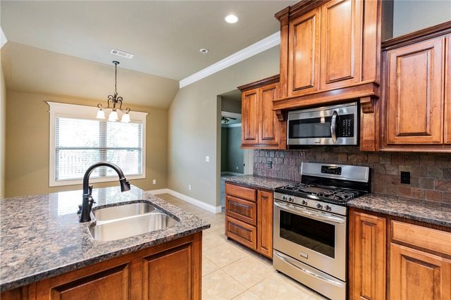 8141 Buona Sera Street, Springdale, AR 72762