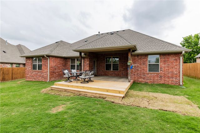8141 Buona Sera Street, Springdale, AR 72762