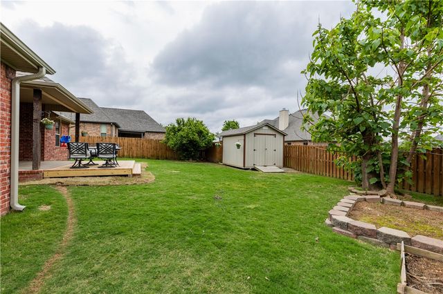 8141 Buona Sera Street, Springdale, AR 72762