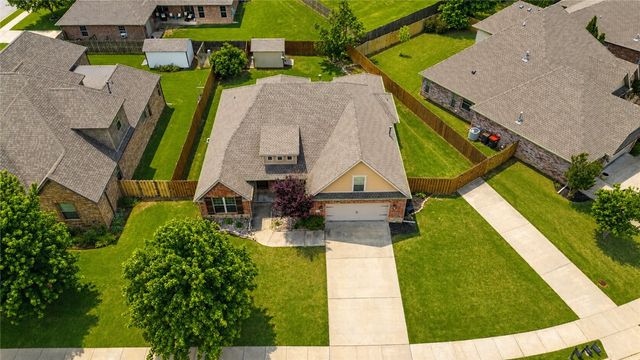 8141 Buona Sera Street, Springdale, AR 72762