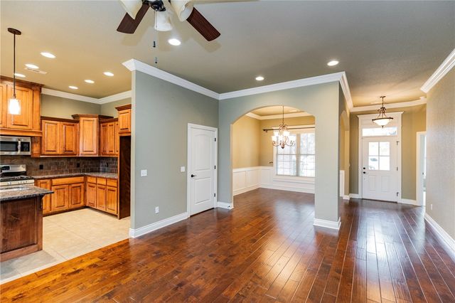 8141 Buona Sera Street, Springdale, AR 72762