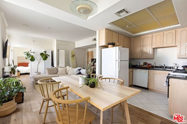 1951 Glendon Avenue, Los Angeles, CA 90025