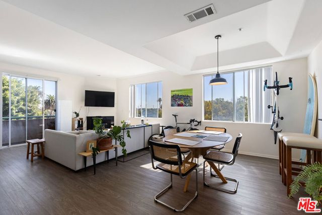 1951 Glendon Avenue, Los Angeles, CA 90025