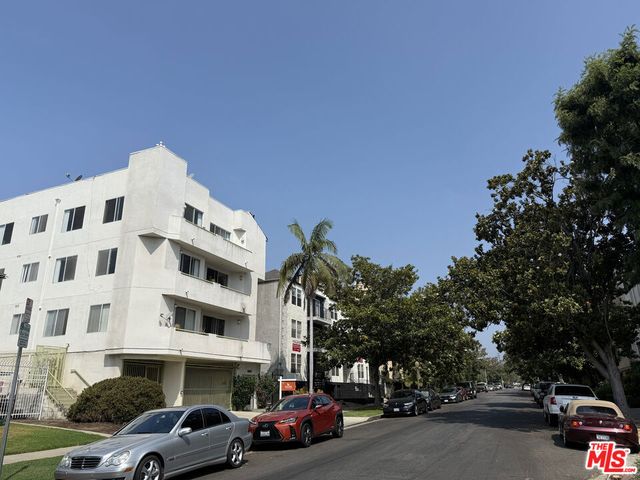 1951 Glendon Avenue, Los Angeles, CA 90025