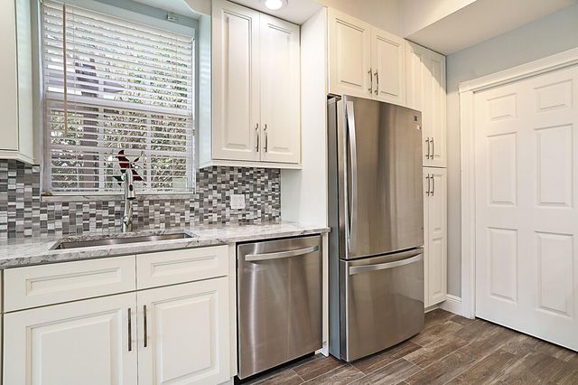 1200 Ligurian Road, Palm Beach Gardens, FL 33410