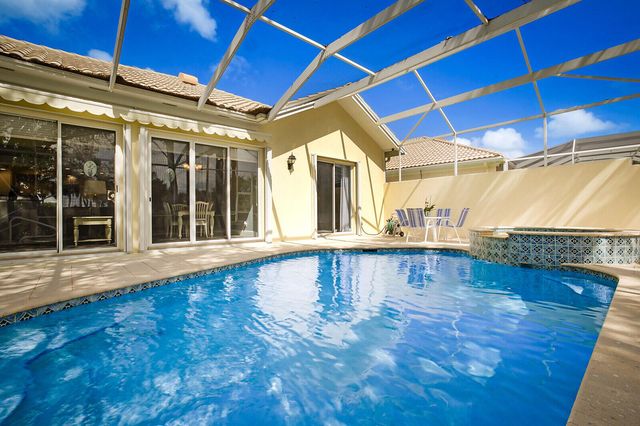 1200 Ligurian Road, Palm Beach Gardens, FL 33410