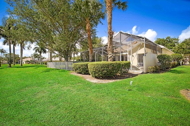 1200 Ligurian Road, Palm Beach Gardens, FL 33410