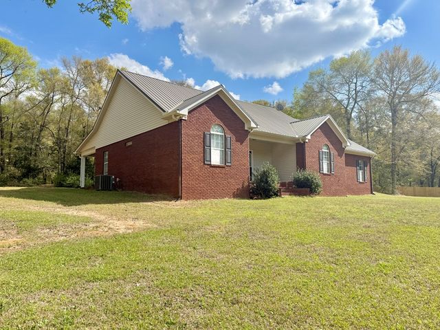 12268 County Road 41, Hartford, AL 36344