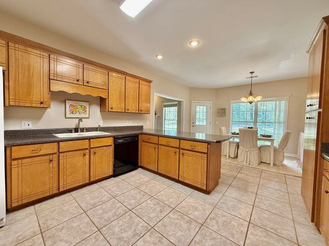 12268 County Road 41, Hartford, AL 36344