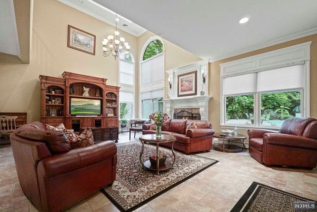 163 Dewolf Road, Old Tappan, NJ 07675