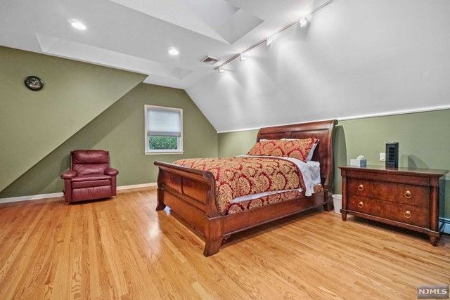 163 Dewolf Road, Old Tappan, NJ 07675