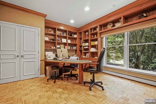 163 Dewolf Road, Old Tappan, NJ 07675