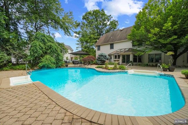 163 Dewolf Road, Old Tappan, NJ 07675