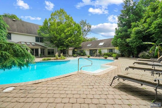 163 Dewolf Road, Old Tappan, NJ 07675
