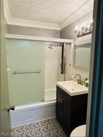 11850 Edgewater Drive 701, Lakewood, OH 44107