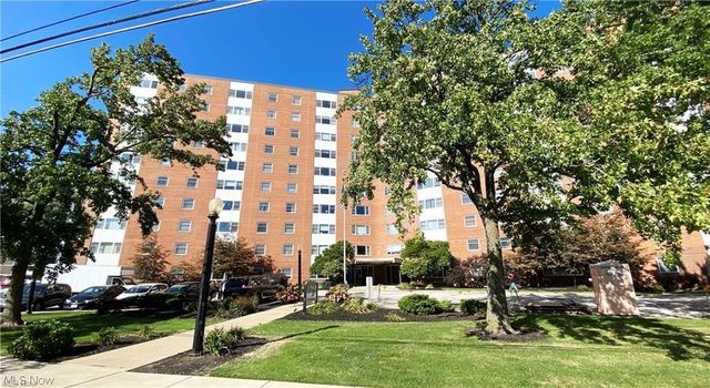 11850 Edgewater Drive 701, Lakewood, OH 44107