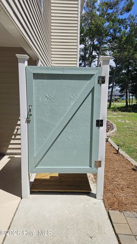 134 Janell Lane S, Emerald Isle, NC 28594