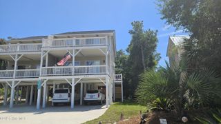 134 Janell Lane S, Emerald Isle, NC 28594