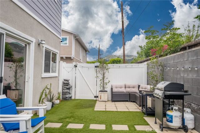 13412 N Manzanillo, Sylmar, CA 91342