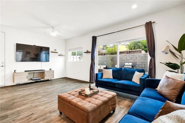 13412 N Manzanillo, Sylmar, CA 91342