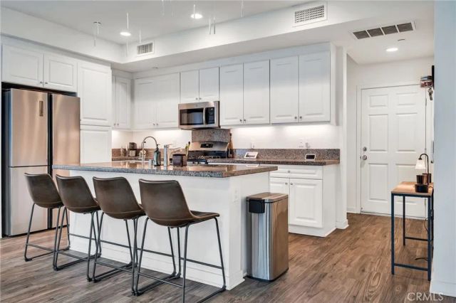 13412 N Manzanillo, Sylmar, CA 91342