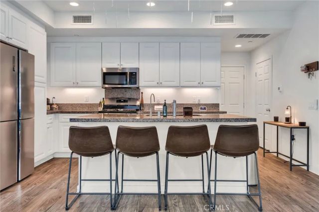 13412 N Manzanillo, Sylmar, CA 91342