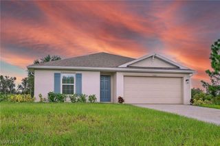 3013 41st ST SW, Lehigh Acres, FL 33976
