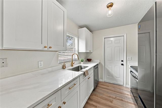 760 NW 52ND AVENUE, Ocala, FL 34482