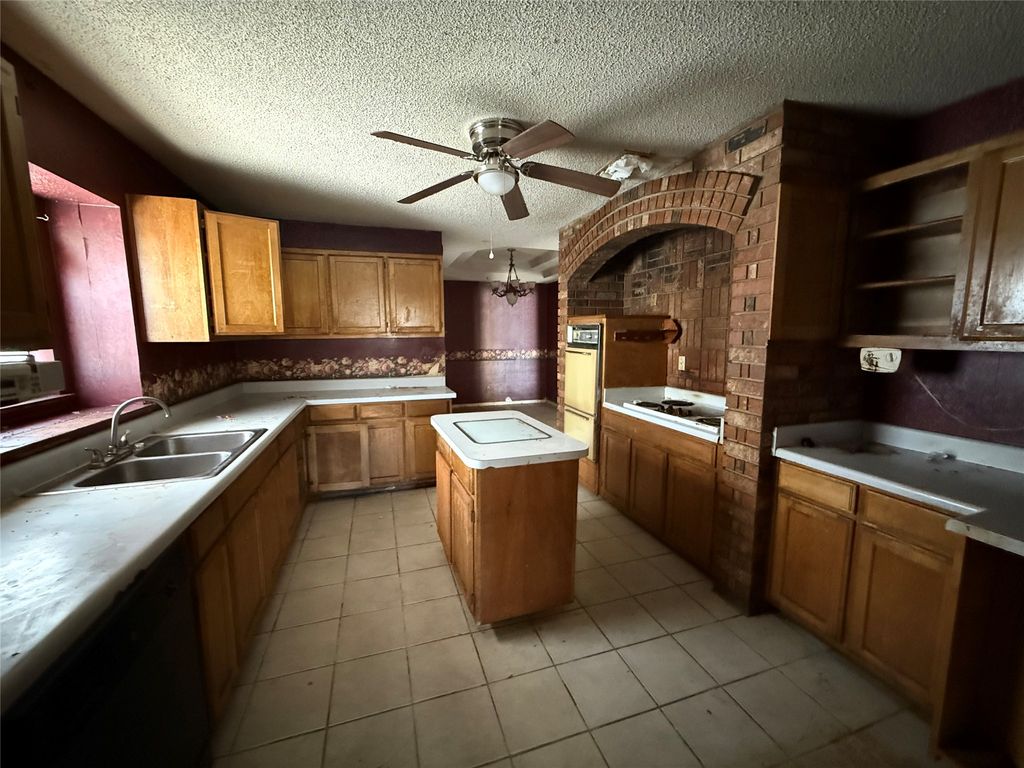 6313 Overlake Drive, Fort Worth, TX 76135 — photo 5