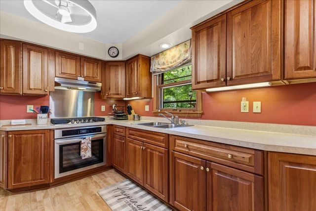 N83W14201 Menomonee AVENUE, Menomonee Falls, WI 53051