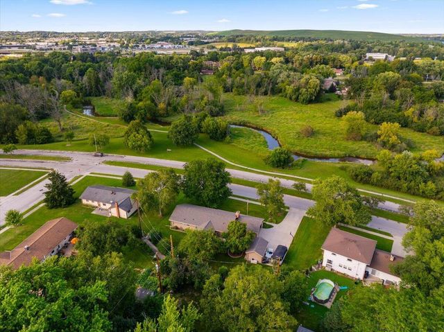 N83W14201 Menomonee AVENUE, Menomonee Falls, WI 53051